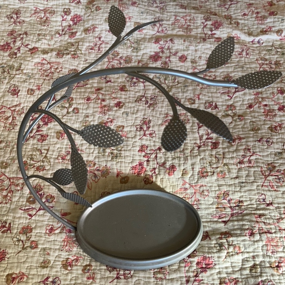 Beautiful tree design jewelry stand